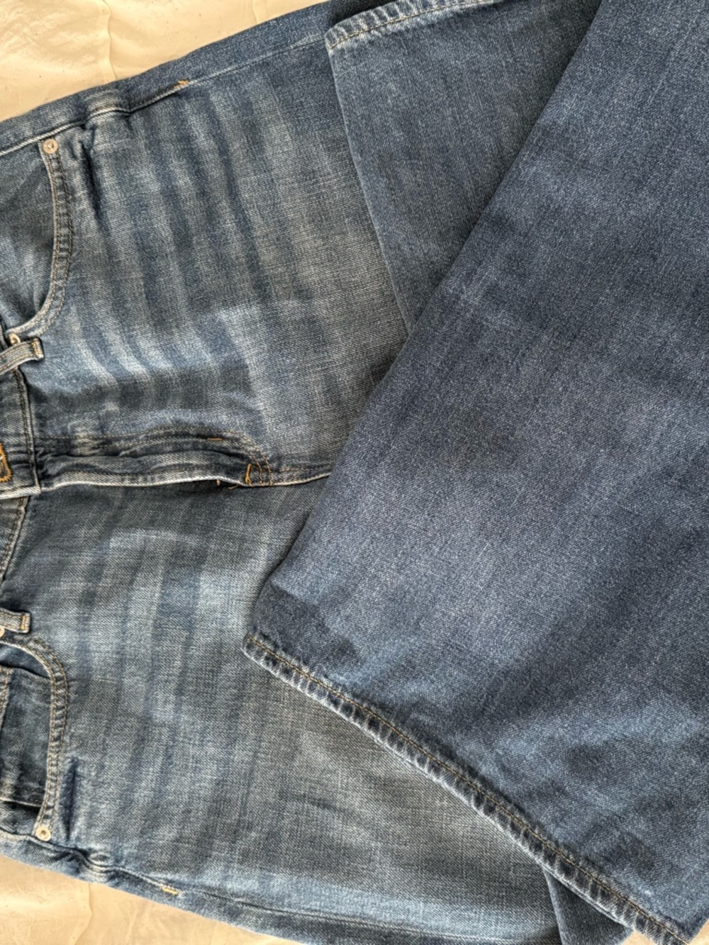 GAP High Rise Wide-Leg Jeans - Picture 3 of 4